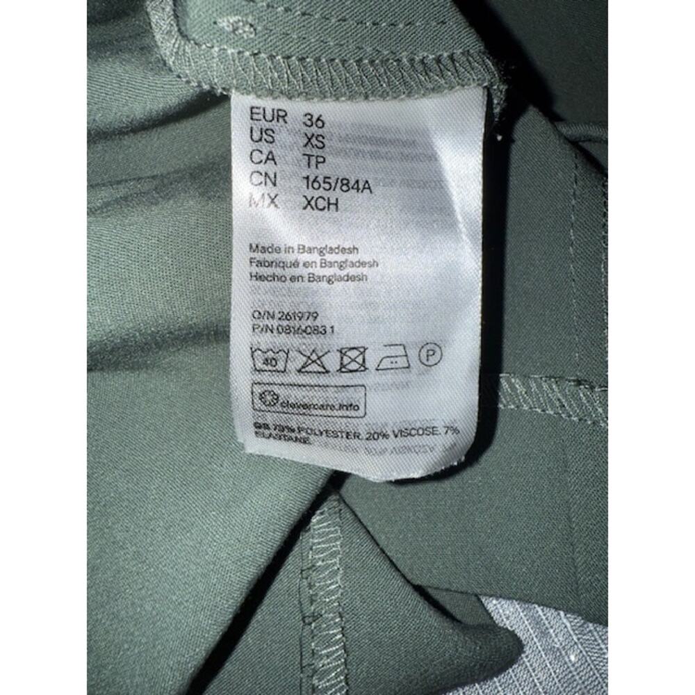 H & M SOFT GREEN DRESS WITH CAP SLEEVES AND BELT SIZE XSMALL - Picture 6 of 7